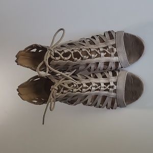 Nine West Griege Lace Up Wedge Sandals Size 6.5